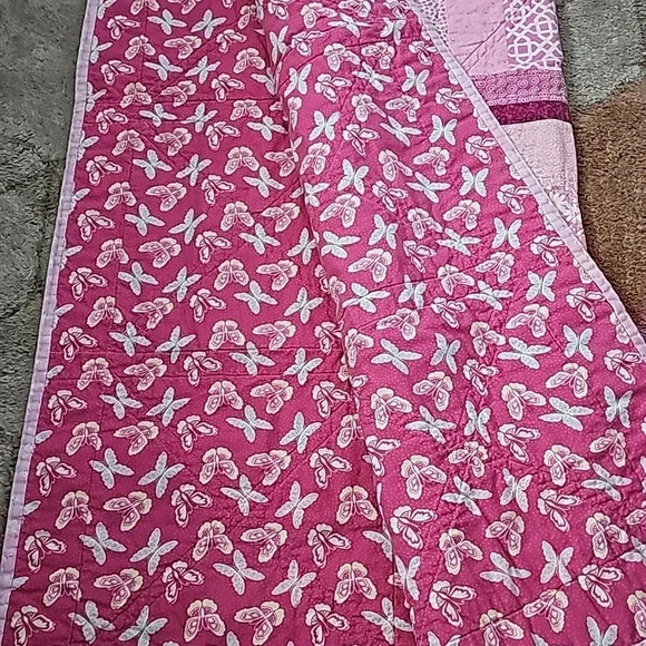 Courthouse steps pattern baby quilt - Picture 3 of 3